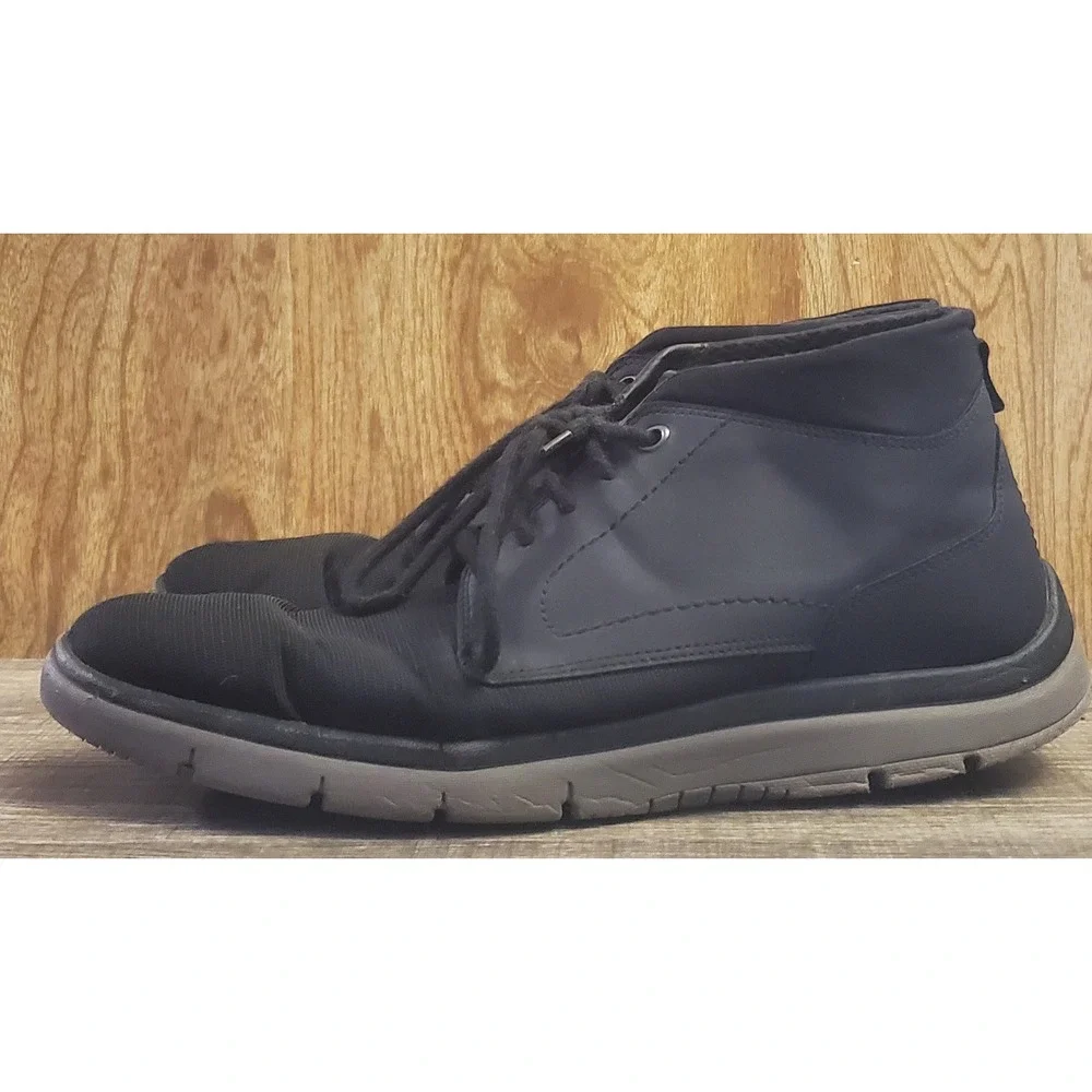 Clarks Tunsil Mid Chukka Boots Mens Size 12‎ Black